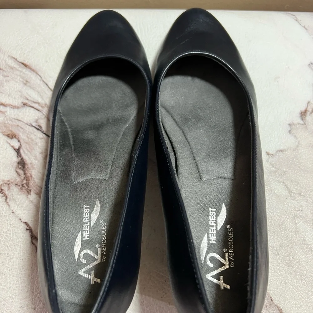 AEROSOLES Black Low Block Heel Pump - Picture 5 of 10